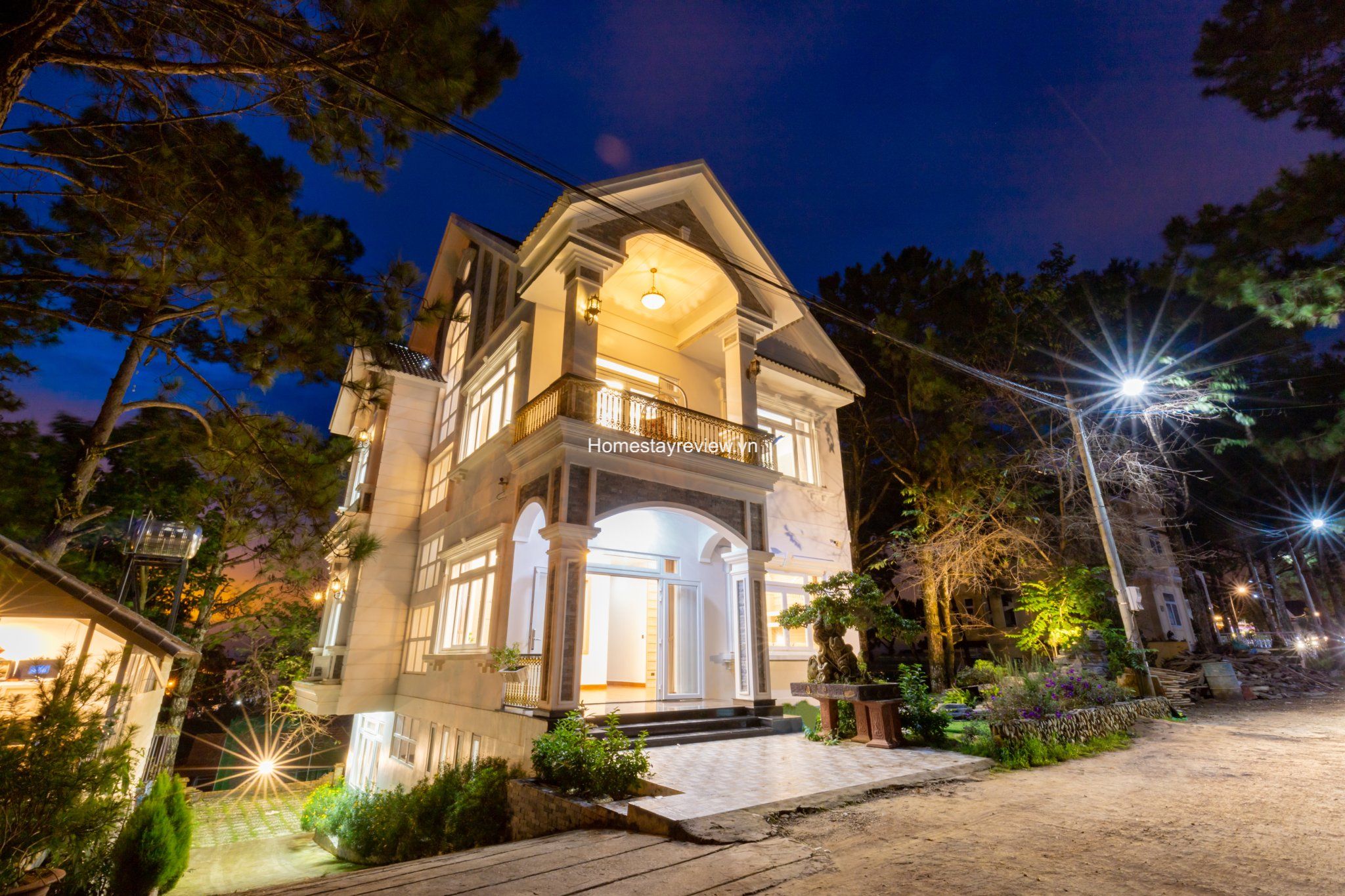 Top 20 Biệt thự villa Đà Lạt giá rẻ đẹp ở trung tâm chợ đêm cho thuê