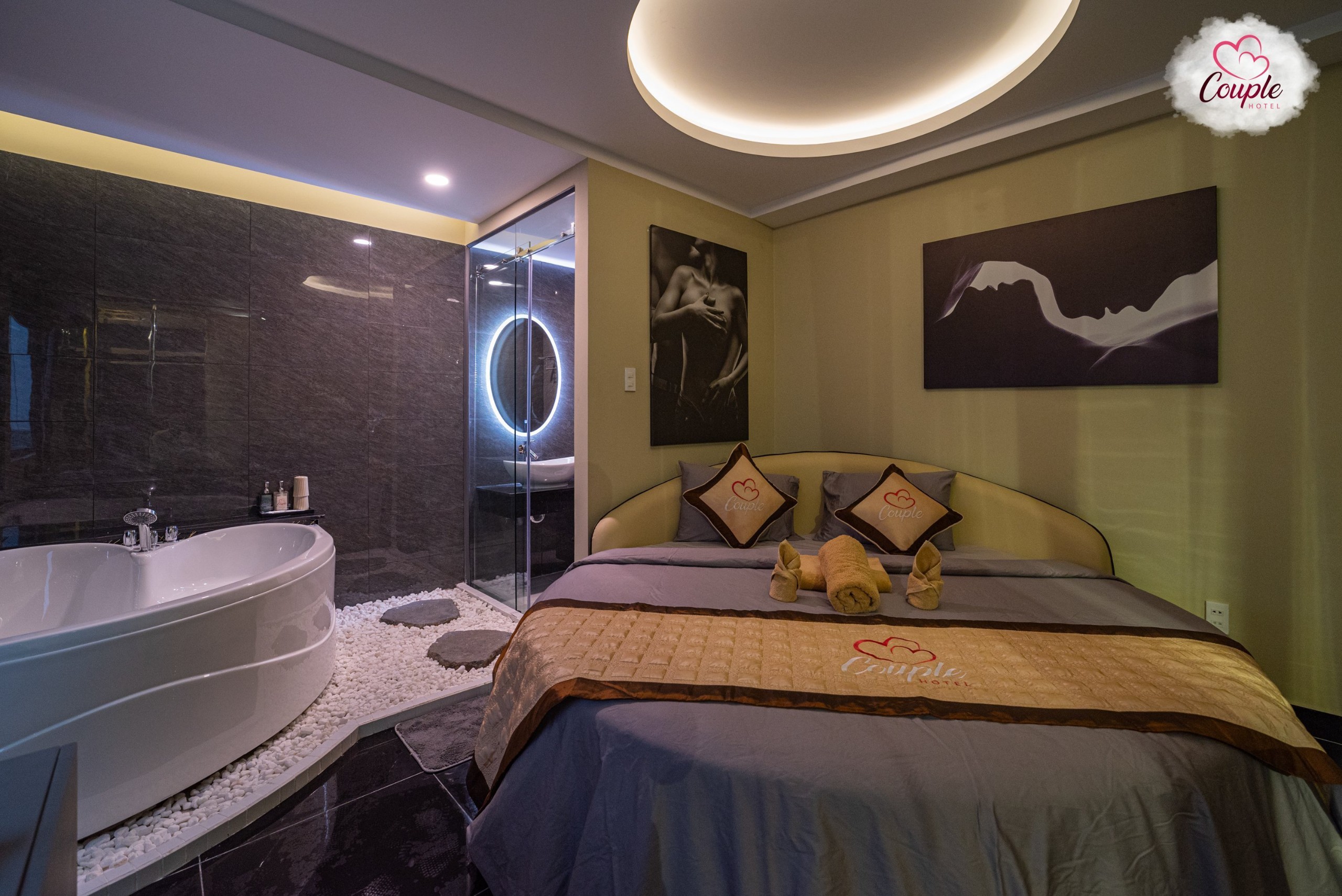 Top 24 Khách sạn tình yêu ở TPHCM Sài Gòn giá rẻ view đẹp ở trung tâm