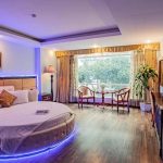 Top 10 Khách sạn tình yêu Hà Nội giá rẻ đẹp lãng mạn có ghế tình nhân
